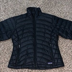 Patagonia women’s puffer jacket